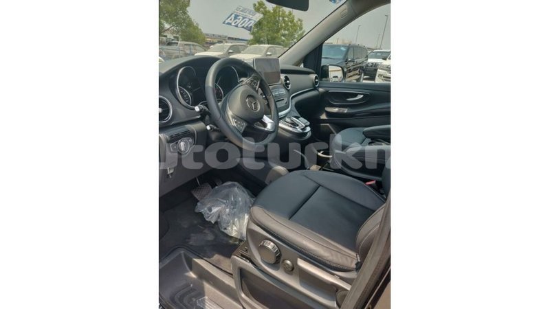 Big with watermark mercedes benz 250 ahal import dubai 3086