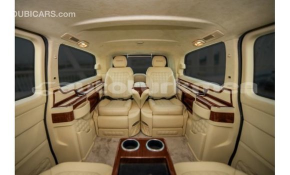 Buy Import Mercedes-Benz 250 Black Car in Import - Dubai in Ahal