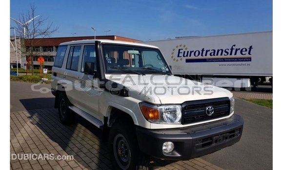 Buy Import Toyota Land Cruiser White Car in Import - Dubai in Ahal Buy Import Toyota Land Cruiser White Car in Import - Dubai in Ahal