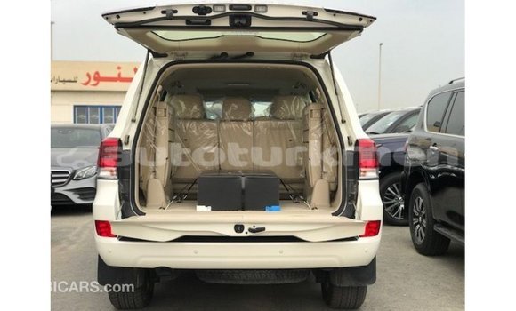 Buy Import Toyota Land Cruiser White Car in Import - Dubai in Ahal Buy Import Toyota Land Cruiser White Car in Import - Dubai in Ahal