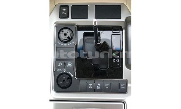 Buy Import Toyota Land Cruiser White Car in Import - Dubai in Ahal Buy Import Toyota Land Cruiser White Car in Import - Dubai in Ahal