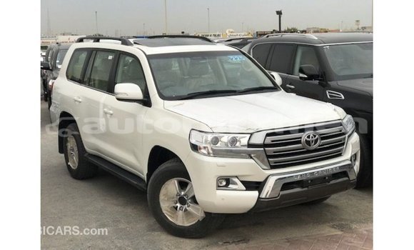 Buy Import Toyota Land Cruiser White Car in Import - Dubai in Ahal Buy Import Toyota Land Cruiser White Car in Import - Dubai in Ahal
