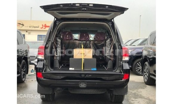 Buy Import Toyota Land Cruiser Black Car in Import - Dubai in Ahal Buy Import Toyota Land Cruiser Black Car in Import - Dubai in Ahal