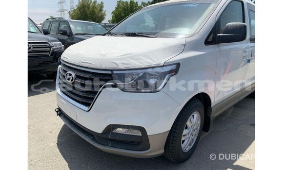 Buy Import Hyundai Chorus White Truck in Import - Dubai in Ahal Buy Import Hyundai Chorus White Truck in Import - Dubai in Ahal