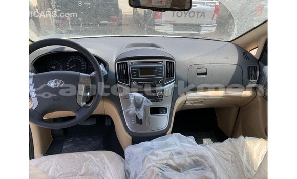 Buy Import Hyundai Chorus White Truck in Import - Dubai in Ahal Buy Import Hyundai Chorus White Truck in Import - Dubai in Ahal