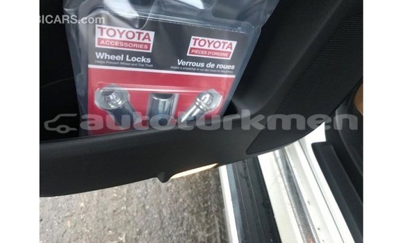 Buy Import Toyota 4Runner White Car in Import - Dubai in Ahal Buy Import Toyota 4Runner White Car in Import - Dubai in Ahal