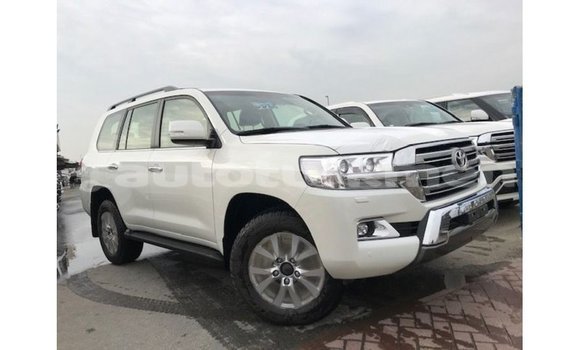 Buy Import Toyota Land Cruiser White Car in Import - Dubai in Ahal Buy Import Toyota Land Cruiser White Car in Import - Dubai in Ahal