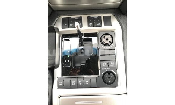 Buy Import Toyota Land Cruiser White Car in Import - Dubai in Ahal Buy Import Toyota Land Cruiser White Car in Import - Dubai in Ahal