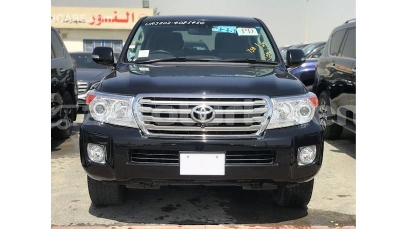 Big with watermark toyota land cruiser ahal import dubai 3130