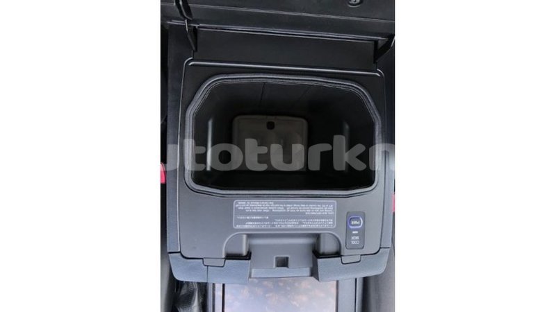 Big with watermark toyota land cruiser ahal import dubai 3130