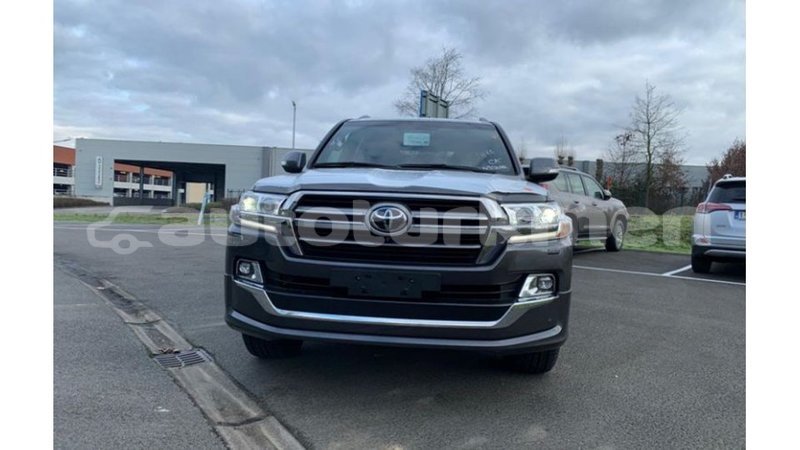 Big with watermark toyota land cruiser ahal import dubai 3134