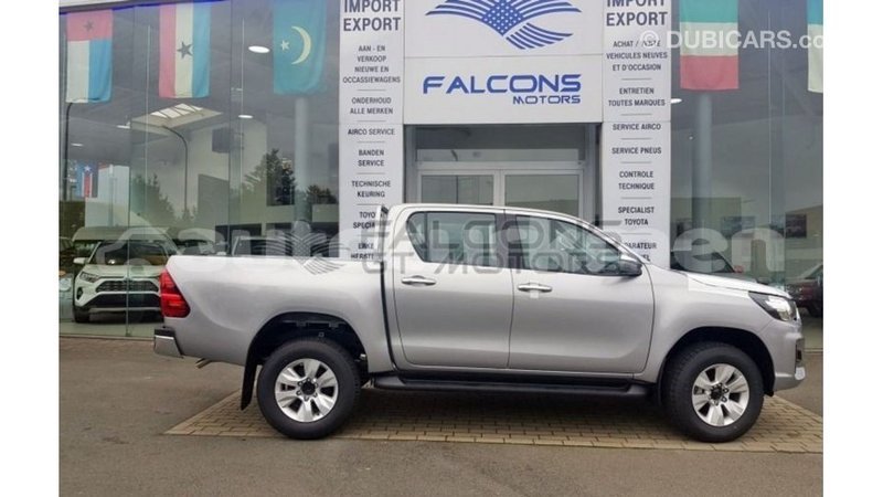 Big with watermark toyota hilux ahal import dubai 3148