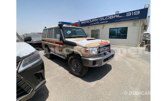 Buy Import Toyota Land Cruiser Beige Car in Import - Dubai in Ahal Buy Import Toyota Land Cruiser Beige Car in Import - Dubai in Ahal