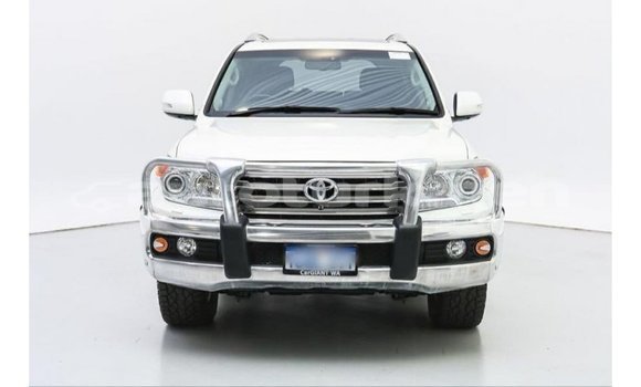 Buy Import Toyota Land Cruiser White Car in Import - Dubai in Ahal Buy Import Toyota Land Cruiser White Car in Import - Dubai in Ahal