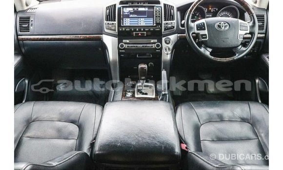 Buy Import Toyota Land Cruiser White Car in Import - Dubai in Ahal Buy Import Toyota Land Cruiser White Car in Import - Dubai in Ahal