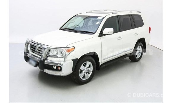 Buy Import Toyota Land Cruiser White Car in Import - Dubai in Ahal Buy Import Toyota Land Cruiser White Car in Import - Dubai in Ahal