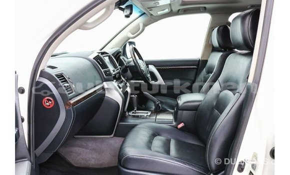 Buy Import Toyota Land Cruiser White Car in Import - Dubai in Ahal Buy Import Toyota Land Cruiser White Car in Import - Dubai in Ahal