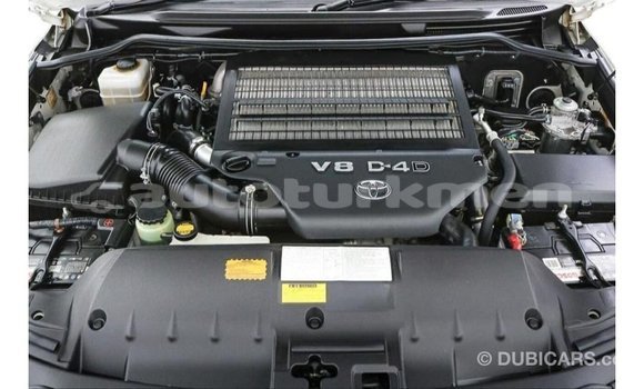 Buy Import Toyota Land Cruiser White Car in Import - Dubai in Ahal Buy Import Toyota Land Cruiser White Car in Import - Dubai in Ahal