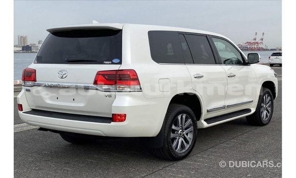 Buy Import Toyota Land Cruiser White Car in Import - Dubai in Ahal Buy Import Toyota Land Cruiser White Car in Import - Dubai in Ahal