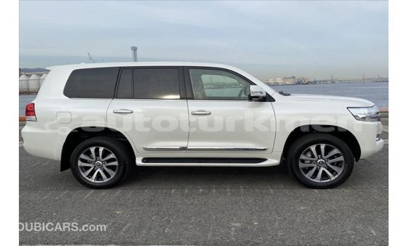 Buy Import Toyota Land Cruiser White Car in Import - Dubai in Ahal Buy Import Toyota Land Cruiser White Car in Import - Dubai in Ahal