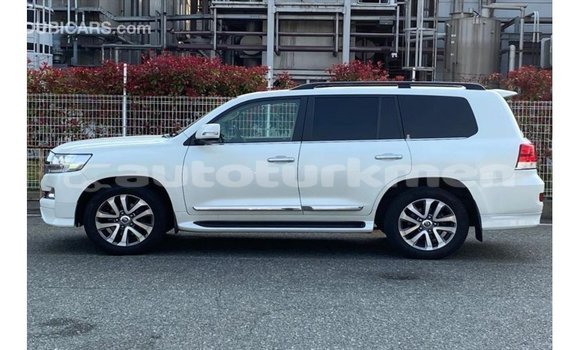 Buy Import Toyota Land Cruiser White Car in Import - Dubai in Ahal Buy Import Toyota Land Cruiser White Car in Import - Dubai in Ahal
