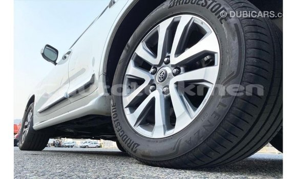Buy Import Toyota Land Cruiser White Car in Import - Dubai in Ahal Buy Import Toyota Land Cruiser White Car in Import - Dubai in Ahal
