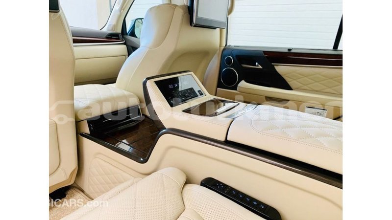 Big with watermark lexus lx ahal import dubai 3175