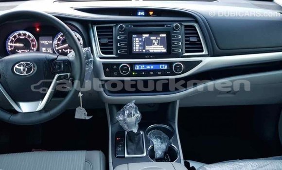 Buy Import Toyota Highlander Other Car in Import - Dubai in Ahal Buy Import Toyota Highlander Other Car in Import - Dubai in Ahal