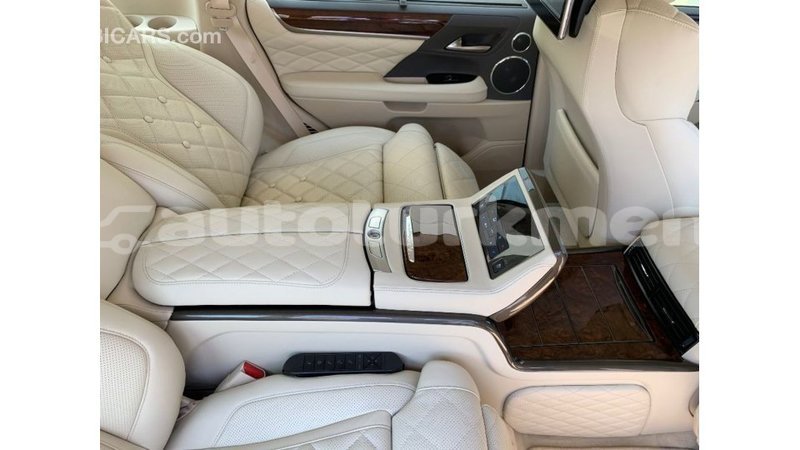 Big with watermark lexus lx ahal import dubai 3175