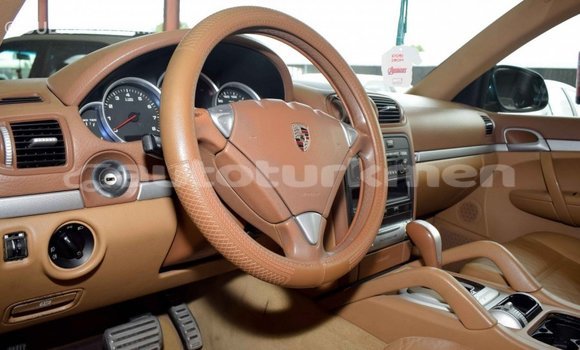 Buy Import Porsche Cayenne Green Car in Import - Dubai in Ahal Buy Import Porsche Cayenne Green Car in Import - Dubai in Ahal
