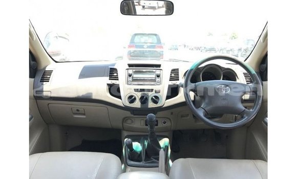 Buy Import Toyota Hilux Other Car in Import - Dubai in Ahal Buy Import Toyota Hilux Other Car in Import - Dubai in Ahal