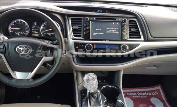 Buy Import Toyota Highlander Black Car in Import - Dubai in Ahal Buy Import Toyota Highlander Black Car in Import - Dubai in Ahal