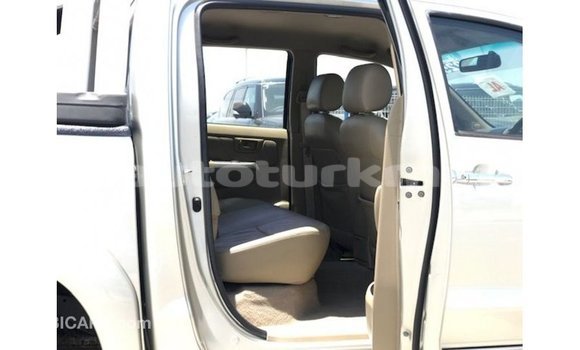 Buy Import Toyota Hilux Other Car in Import - Dubai in Ahal Buy Import Toyota Hilux Other Car in Import - Dubai in Ahal