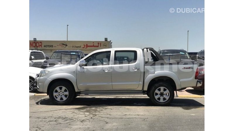 Big with watermark toyota hilux ahal import dubai 3190