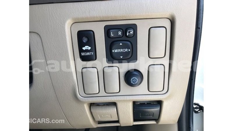 Big with watermark toyota hilux ahal import dubai 3190