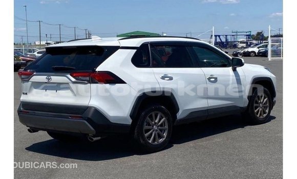 Buy Import Toyota 4Runner White Car in Import - Dubai in Ahal Buy Import Toyota 4Runner White Car in Import - Dubai in Ahal