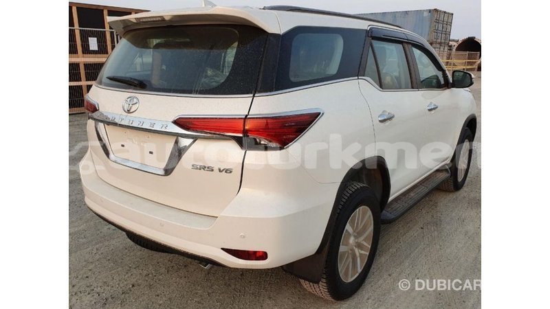 Big with watermark toyota fortuner ahal import dubai 3199