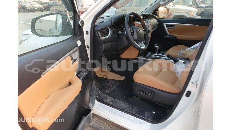 Big with watermark toyota fortuner ahal import dubai 3199