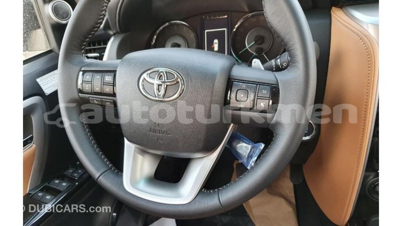 Big with watermark toyota fortuner ahal import dubai 3199