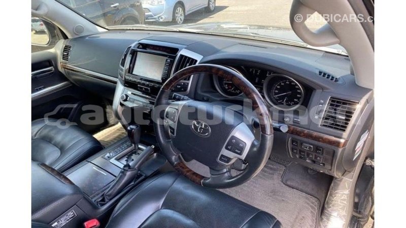 Big with watermark toyota land cruiser ahal import dubai 3211