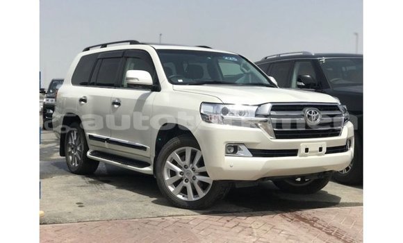 Buy Import Toyota Land Cruiser White Car in Import - Dubai in Ahal Buy Import Toyota Land Cruiser White Car in Import - Dubai in Ahal