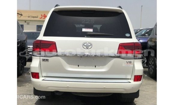 Buy Import Toyota Land Cruiser White Car in Import - Dubai in Ahal Buy Import Toyota Land Cruiser White Car in Import - Dubai in Ahal