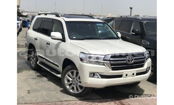 Buy Import Toyota Land Cruiser White Car in Import - Dubai in Ahal Buy Import Toyota Land Cruiser White Car in Import - Dubai in Ahal