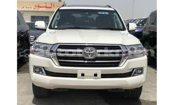 Buy Import Toyota Land Cruiser White Car in Import - Dubai in Ahal Buy Import Toyota Land Cruiser White Car in Import - Dubai in Ahal