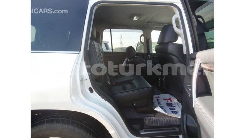 Big with watermark toyota land cruiser ahal import dubai 3213