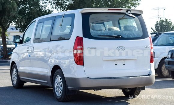 Buy Import Hyundai Chorus White Truck in Import - Dubai in Ahal Buy Import Hyundai Chorus White Truck in Import - Dubai in Ahal