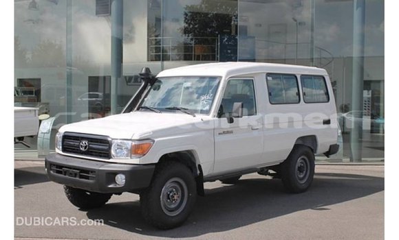 Buy Import Toyota Land Cruiser White Car in Import - Dubai in Ahal Buy Import Toyota Land Cruiser White Car in Import - Dubai in Ahal