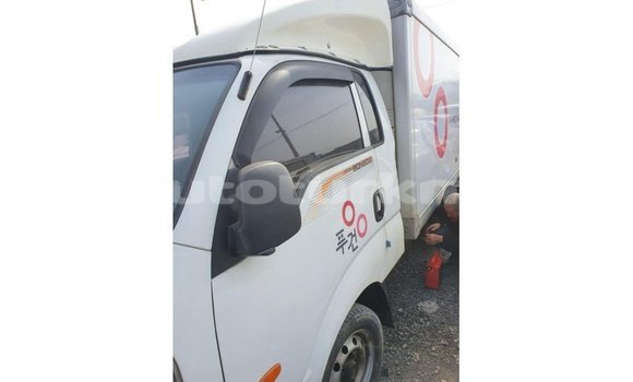 Buy Import Kia Carens White Car in Import - Dubai in Ahal Buy Import Kia Carens White Car in Import - Dubai in Ahal