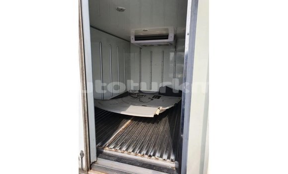 Buy Import Kia Carens White Car in Import - Dubai in Ahal Buy Import Kia Carens White Car in Import - Dubai in Ahal