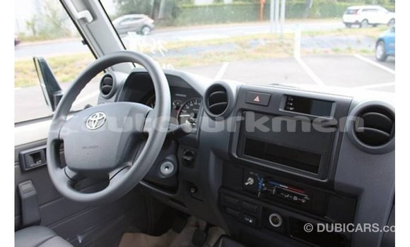 Buy Import Toyota Land Cruiser White Car in Import - Dubai in Ahal Buy Import Toyota Land Cruiser White Car in Import - Dubai in Ahal